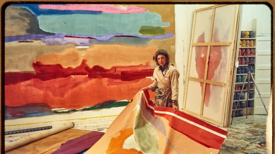 Über fünfzig Werke von Helen Frankenthaler, unter anderem "April Mood" im Hintergrund, sind im Kunstmuseum Basel zu sehen. Über fünfzig Werke von Helen Frankenthaler, unter anderem "April Mood" im Hintergrund, sind im Kunstmuseum Basel zu sehen.