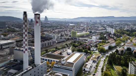 In der Basler Kehrichtverbrennungsanlage wird auch Müll aus benachbarten ausländischen Gemeinden verbrannt. (Archivbild) In der Basler Kehrichtverbrennungsanlage wird auch Müll aus benachbarten ausländischen Gemeinden verbrannt. (Archivbild)