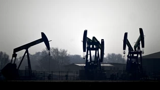 Die Ölpreise haben am Morgen etwas nachgegeben. Das Fass der Nordseesorte Brent verbilligte sich um 1,26 Prozent und kostete 98,09 US-Dollar. Gründe dafür sind die Waffenruhe in Libanon und Hoffnungen auf ein Ende des Iran-Kriegs. (Archivbild) Die Ölpreise haben am Morgen etwas nachgegeben. Das Fass der Nordseesorte Brent verbilligte sich um 1,26 Prozent und kostete 98,09 US-Dollar. Gründe dafür sind die Waffenruhe in Libanon und Hoffnungen auf ein Ende des Iran-Kriegs. (Archivbild)