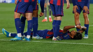 Barcelonas Siegtorschütze Lamine Yamal muss nach dem verwandelten Foulpenalty verletzt vom Platz Barcelonas Siegtorschütze Lamine Yamal muss nach dem verwandelten Foulpenalty verletzt vom Platz